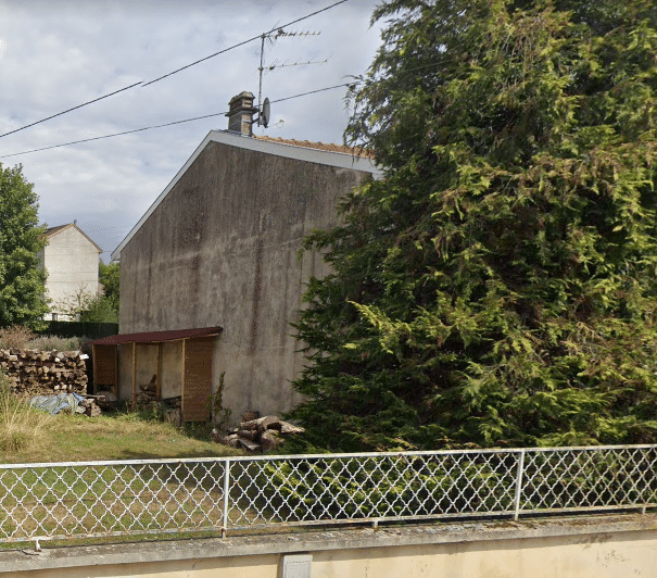Ravalement des façades d'une maison dans la Marne