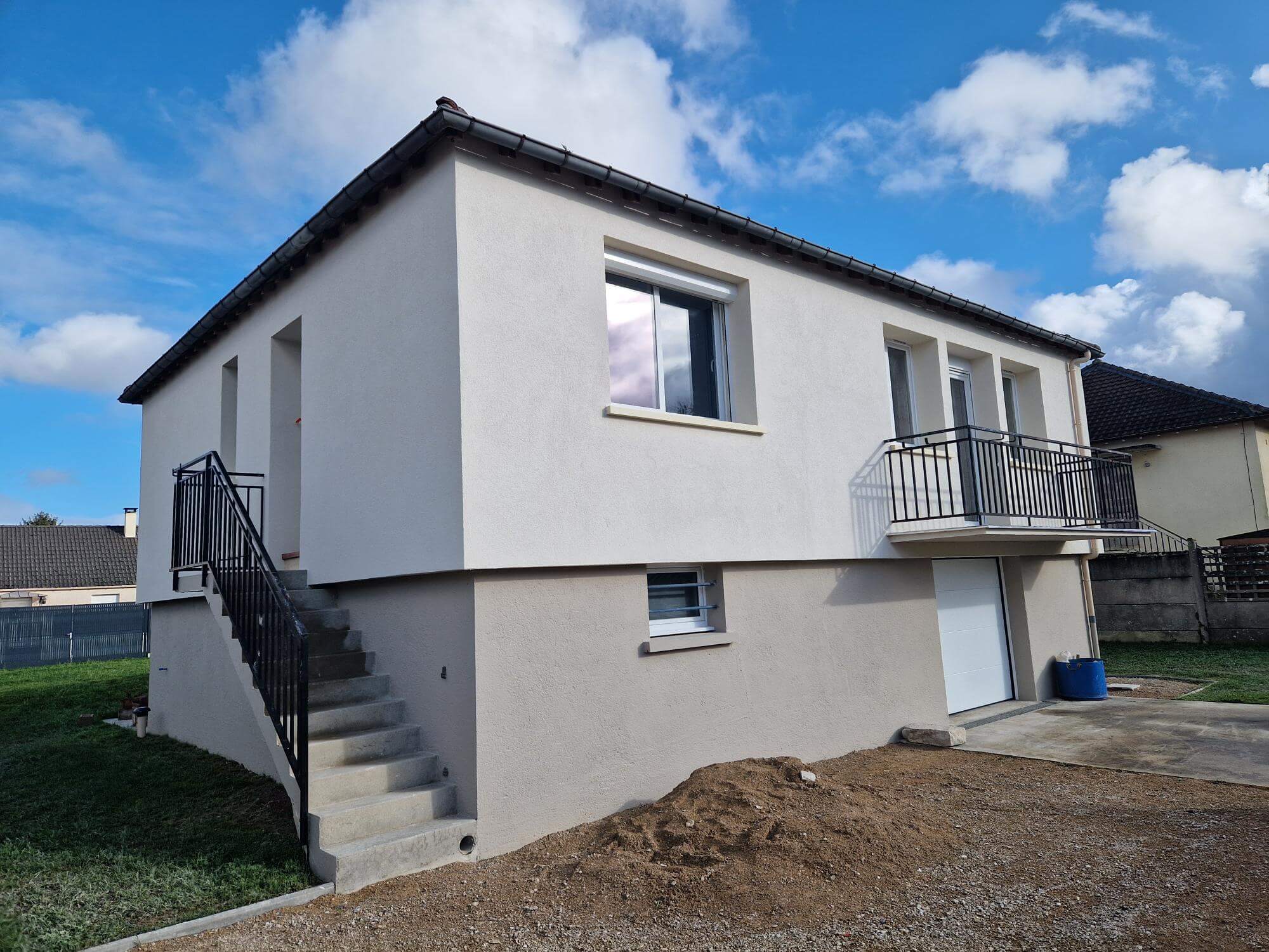 Réalisation SM Ravalement - Rénovation complète et isolation extérieure à Sept-Saulx